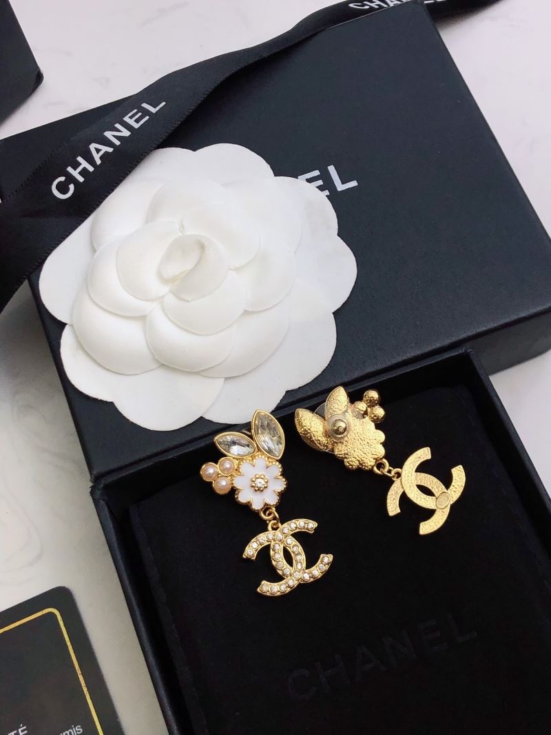 Ch**el earrings